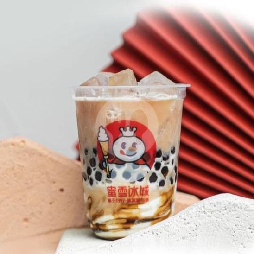 Strawberry Mi-Shake menu Mixue Pogung Pandega, Sinduadi