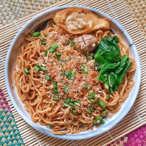 Pangsit Goreng Sayur menu Mie Ayam Pangsit & Ayam Goreng De Orlin, Banyuwangi