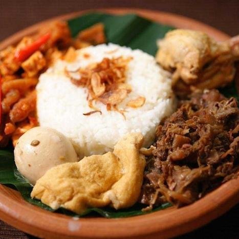 Ayam Geprek+Nasi+Es Jeruk/Es Teh menu Warung 4 Mata, Letjen Panjaitan