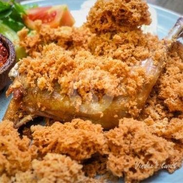 Tahu Penyet menu Ayam Remaja (Tidak Buka Cabang), Semarang Utara