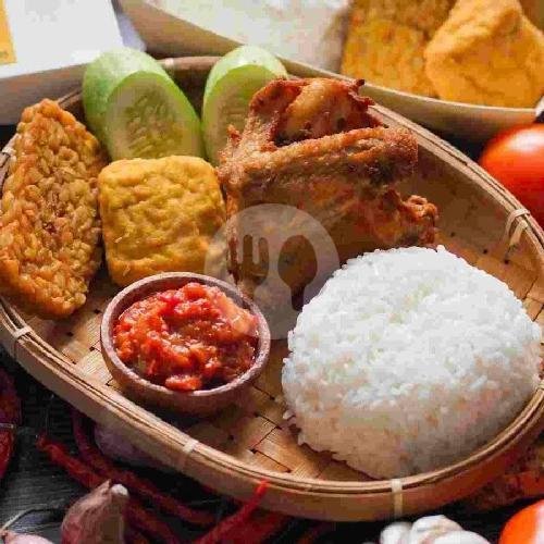 Paket Ayam menu Rm Sangkan Betah