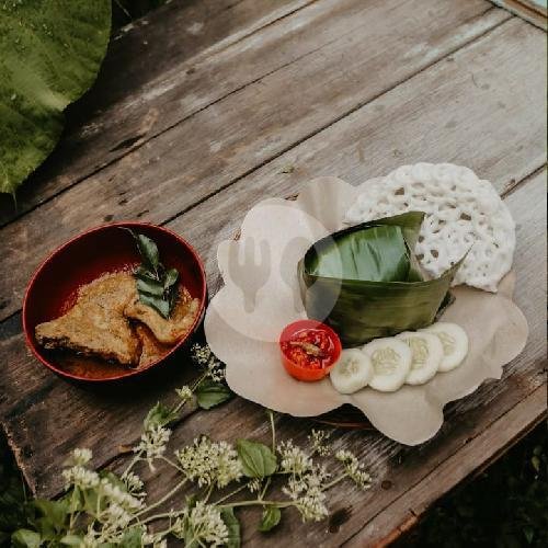 Extra Nasi menu Ayam Goreng Almunda, Proklamasi