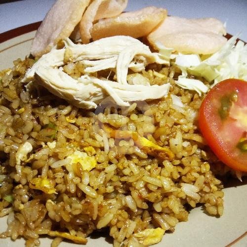 Kwetiaw Goreng Ayam menu Pawon Iko Karangsono rt 04 rw 04 Manggung Ngemplak - Boyolali