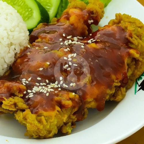 Ayam Krispi Rempah Geprek Saus Hot Lava menu Warung Makan Kang Rusli, Paingan