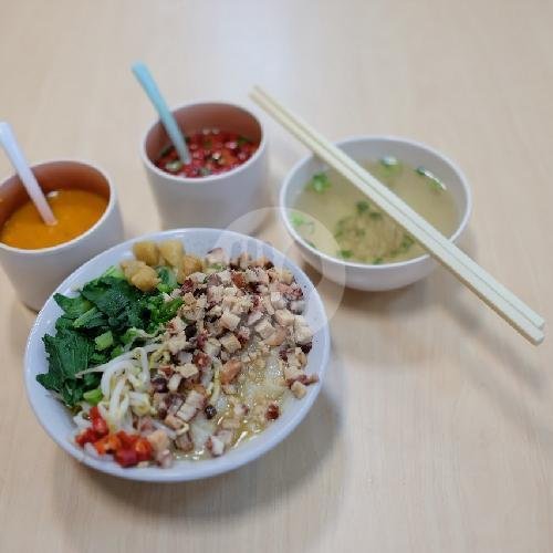 Mie Medan Corner 45: Surga Kuliner Mie Non-Halal di Batununggal