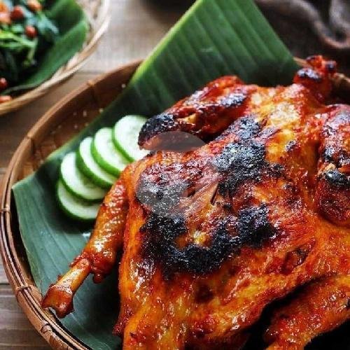 SUPER JUMBO)AYAM GORENG UTUH+NASI UDUK menu Nasi Uduk ST, Semanggi Barat