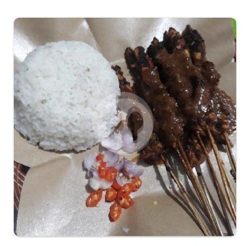 Lontong menu Sate Ayam Mas Agus, Pogung Baru