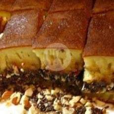 Martabak Gendut Dawuan: Surga Kuliner Martabak di Tengah Tani Cirebon