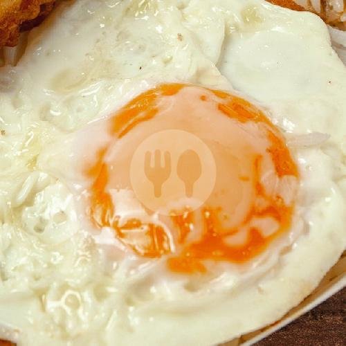 Telur Ceplok 3/4 Matang menu Banceuy Nasi Lemak, Braga