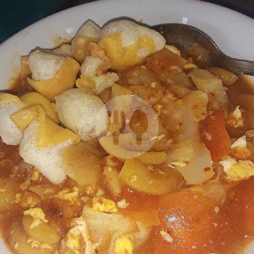 Cireng banjur kuah Seblak menu Wr. Seblak Adilah, Tuparev