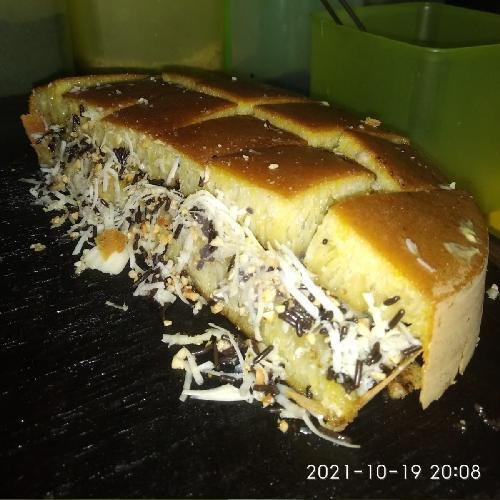 Pisang menu Martabak Akang Terang Bulan, Wiyung