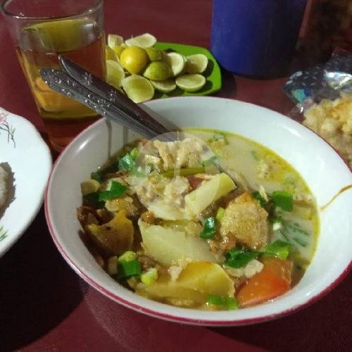 Sop Kaki Sapi Pak Idris Banceuy: Pengalaman Kuliner Otentik di Bandung