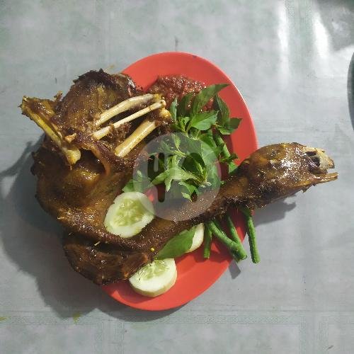 Bebek Jumbo menu Warung Empal Sapi Mbak Ris, Lawang