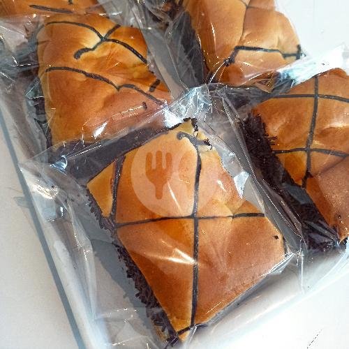 Roti Lilit Kacang Hijau menu Manna Rasa Bakery & Pastry, Buah Batu