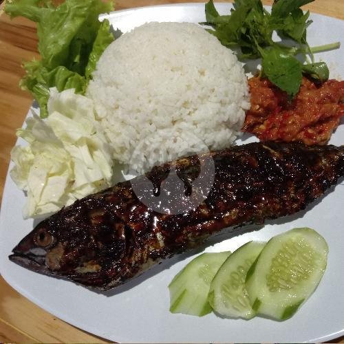 Ayam Bakar Madu + Nasi menu Ikan Bakar & Ayam Bakar Kakang Prabu, Kramat Jati ,Dukuh ,Jaktim