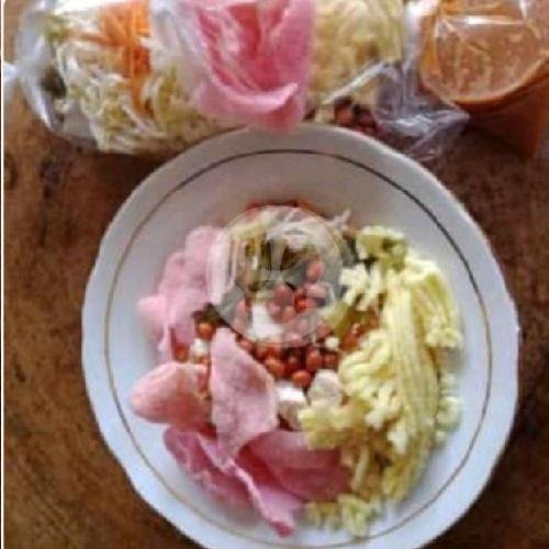 Soto Betawi Bang Ali: Kuliner Wajib di Pasar Minggu, Jakarta
