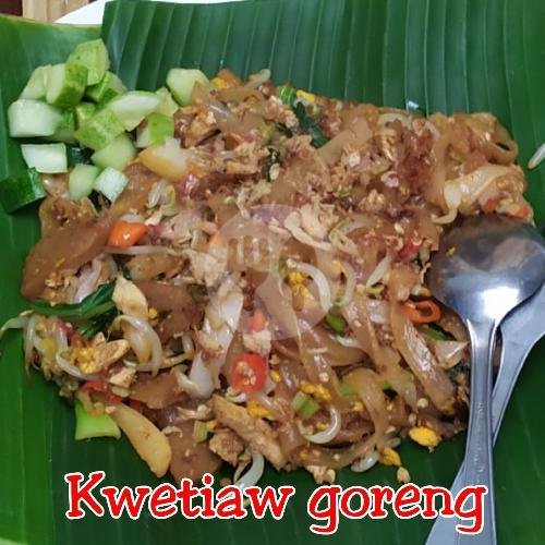 Bihun goreng menu Dapur Anglo Pak Le, Kiaracondong