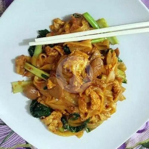 Nasi Goreng Mawut Telor + Ati Ampela menu Warung Bangkit, Pulo Gadung