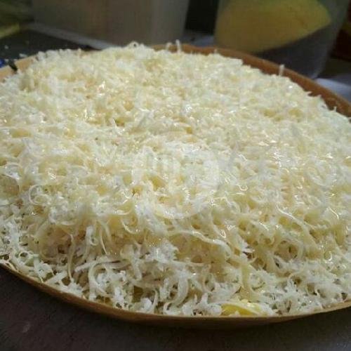Kacang Coklat Susu menu Martabak Bandung 666, Depan Richeese