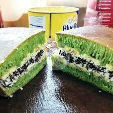 Black Forest Ketan Hitam Susu menu Martabak7 Super Bangka, Bintara Raya