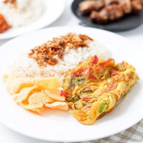 Sate Kikil Pedas menu Nasi Uduk Kincan Cuanlie, Kalimalang