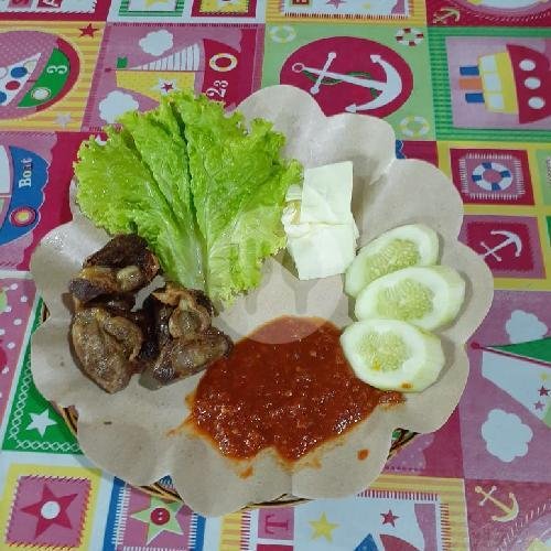 Ati Ampla 1 Porsi ( 3psg) menu Pecel Lele Ade, Kalawi