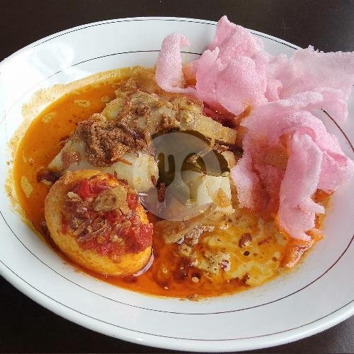 Ketupat Sayur Telur Gulai menu Ketupat Sayur Rendang Kanai Hati, Kuliner Pondok Jaya