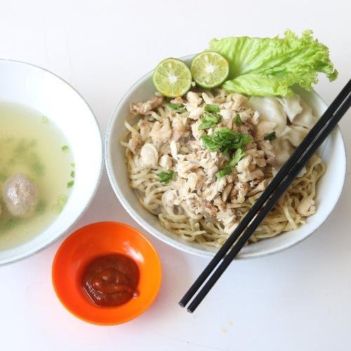 Kwetiaw Goreng Sapi menu Mie Djiwa