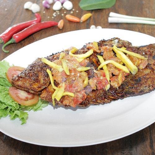 Nasi Bakar menu Saung Injuk, Gandasari