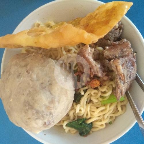 Bakso Jumbo menu Bakso Ojo Lali Stasiun Lama, Kiaracondong