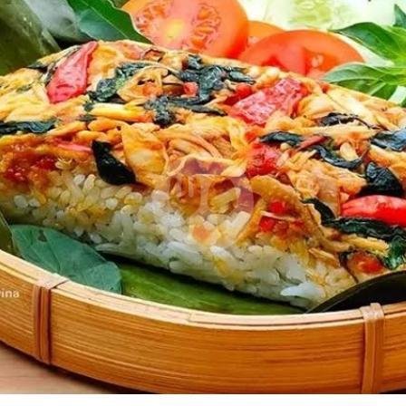 Nasbak JUMBO Tongkol menu Mie Ayam & Nasi Bakar Mbak Yanti, Klender