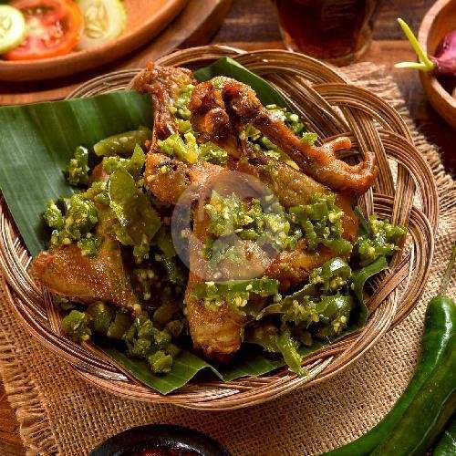 Paket Berkah Komplit menu Ayam Berkah, Cijerah