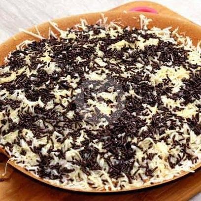 Blacksweet Coklat Keju menu Martabak King 383, Kiaracondong