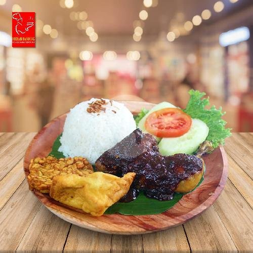 Review Kuliner: Soerabi Bandung Enhaii GOR, Cita Rasa Autentik Sunda di Padang