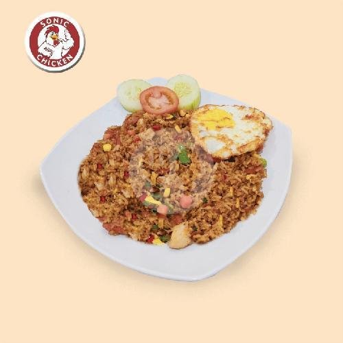 Review Sonic Chicken Kedungwuni: Tempat Nongkrong Asik dengan Ayam Geprek Lezat