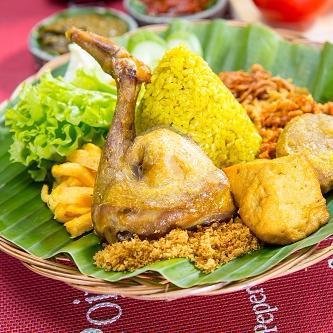 Nasi Kuning Plus Plus: Surga Kuliner Nasi Kuning di Kelapa Gading Jakarta Nasi Kuning Plus Plus: Surga Kuliner Nasi Kuning di Kelapa Gading Jakarta