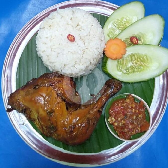 Ayam Bakar Sambal Cabe Ijo Nasi menu Ayamku, Depok
