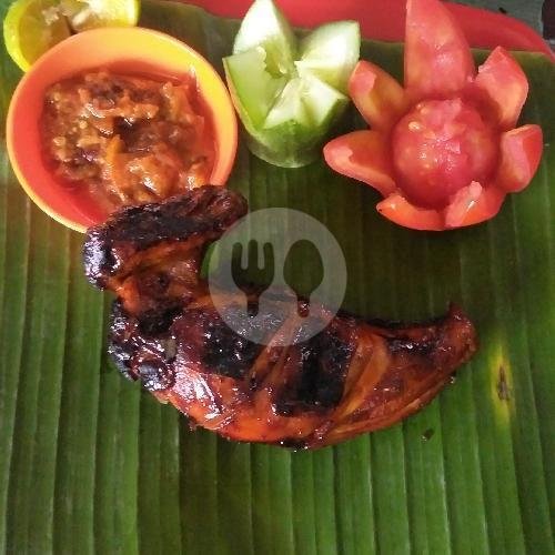 Paket Ayam Bakar Komplit menu DAPUR SOLO BU IIN, TERMINAL GUNUNGBATU