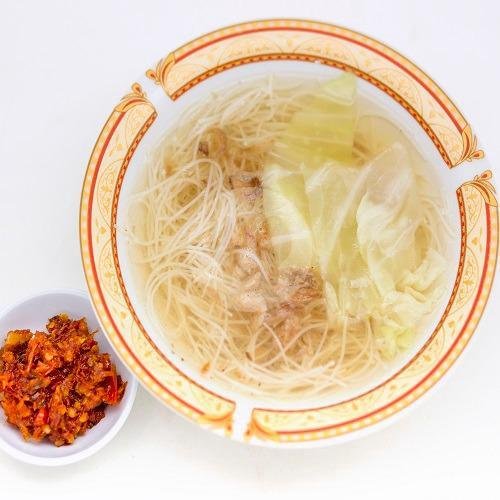 Review Warung Makan Sop Empal Muntilan: Kuliner Lezat di Yogyakarta