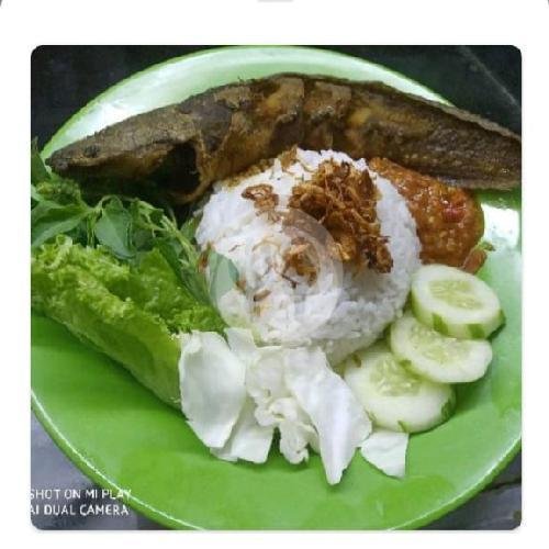Nasi Uduk Bebek Bakar menu NASI UDUK PADA SUKA