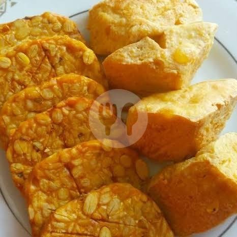 Extra Sambel Gledek menu Pecel Lele Sambel Gledek, Jati Petamburan