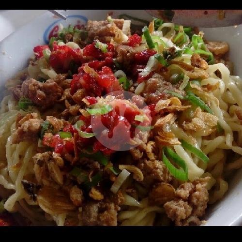 Bihun Goreng menu Bakmi Balige Jaya, Bangunan Barat