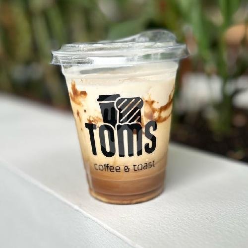 Es Kopi Susu Gula Aren menu Roti Bakar & Kopi TOMS Coffee & Toast, Sunda
