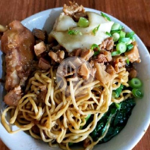 Pangsit Ayam + Bakso menu Mie Ayam Teman, Larangan