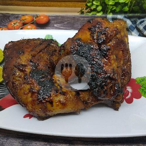 Ayam Bakar menu Warung Nasi bu Oo, Ciparay