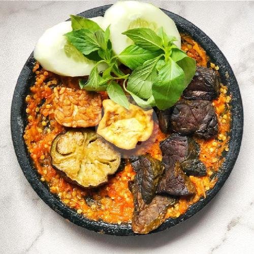 Nasi Telur menu Penyetan Murmer, Kranggan