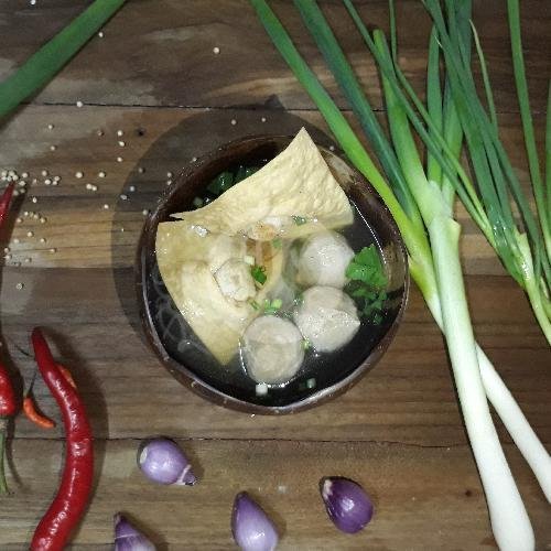 Review Bakso & Mie Ayam Tuban: Surga Kuliner di Surabaya