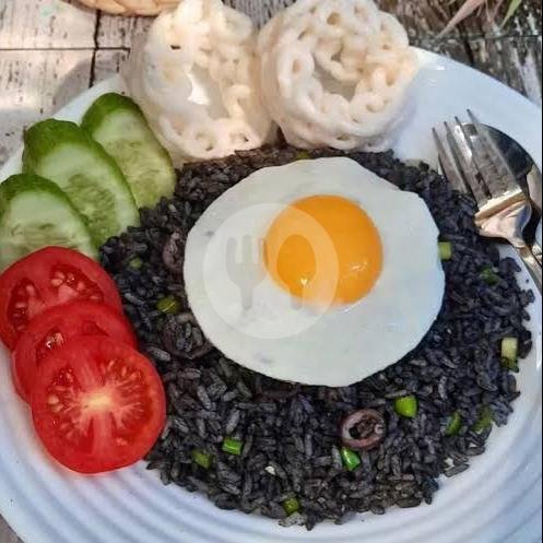 Ikan Saus Padang menu Barbarian Kerang Tegal, Majasem