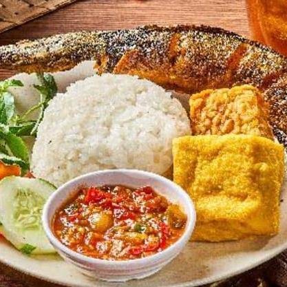 Sambal Rampai menu Pencok Koko, Mangga Besar