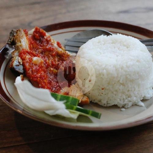 Review Menarik Warmindo Mabar UMS: Kuliner Lezat dan Suasana Nyaman di Sukoharjo